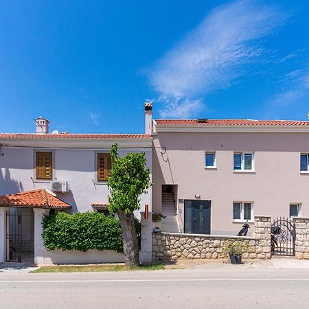 New 4 Star Apartment M&A In Town Cres Kültér fotó